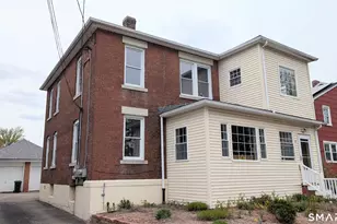 15 June St, East Hartford, CT 06108 - Photo 1