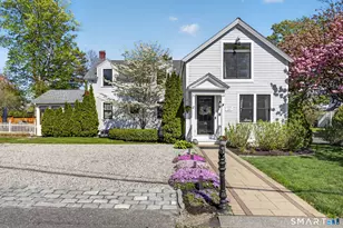 2 Elm St, Groton, CT 06355 - Photo 1