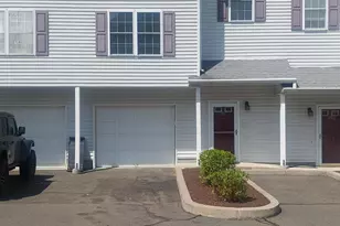 11 Mannions Ln, Danbury, CT 06810 - Photo 1