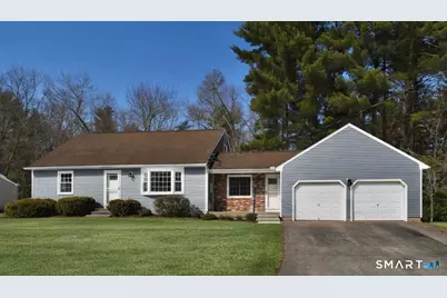 51 Oakwood Street, Enfield, CT 06082 - Photo 1
