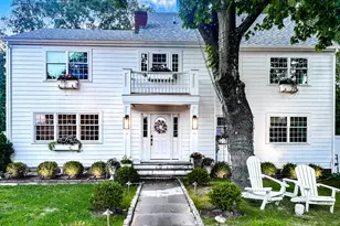 28 Oak St, Westport, CT 06880 - Photo 1