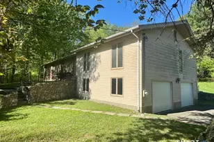 21 Maple Vale Dr, Woodbridge, CT 06525 - Photo 1