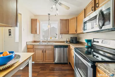 827 Oronoke Road #9-2, Waterbury, CT 06708 - Photo 1