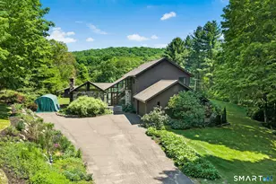 127 Huntingtown Rd, Newtown, CT 06470 - Photo 1