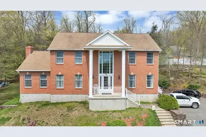 17 Carriage Lane, Woodbury, CT 06798 - Photo 1