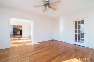 2 Pleasant St, Windsor Locks, CT 06096 - Photo 1