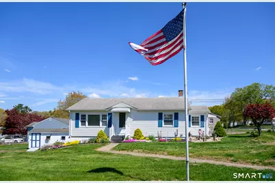 8 Teddy Lane, Norwich, CT 06360 - Photo 1
