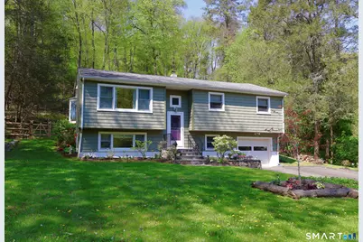 6 Hillside Court, Brookfield, CT 06804 - Photo 1