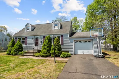 4 Bowen Road, North Haven, CT 06473 - Photo 1