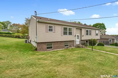 37 Third Avenue, Waterford, CT 06385 - Photo 1