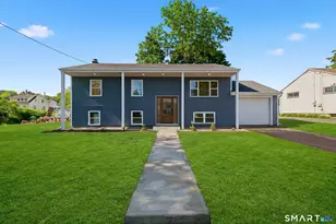 17 5th Ave, Waterford, CT 06385 - Photo 1