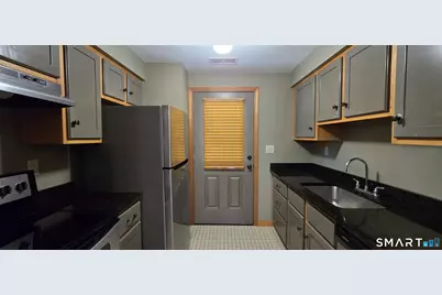 184 Middlesex Avenue #6, Chester, CT 06412 - Photo 1