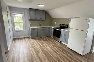 103 Walnut St, Waterbury, CT 06704 - Photo 1