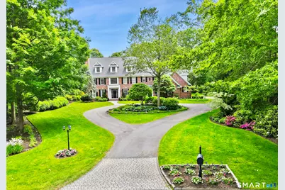 21 Williamsburg Lane, Avon, CT 06001 - Photo 1