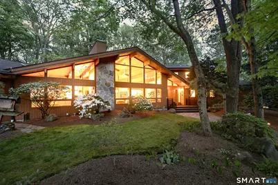 961 Green Circle, Orange, CT 06477 - Photo 1