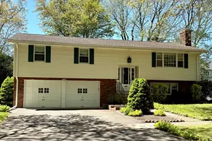 75 Masna Pl, Stratford, CT 06614 - Photo 1