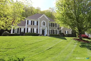 19 Devonshire Ct, Avon, CT 06001 - Photo 1