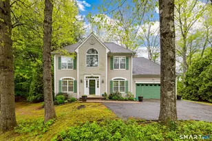 8 Whitward Pl, Windsor, CT 06095 - Photo 1