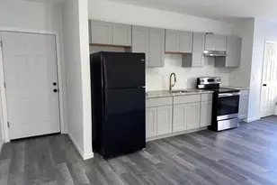 63 Water St, Torrington, CT 06790 - Photo 1