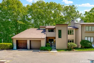 12 Kingswood Manor, Shelton, CT 06484 - Photo 1