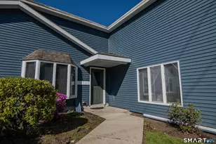 49 Canterbury Rd, Plainfield, CT 06374 - Photo 1