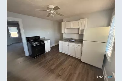 41 Alfred Street #3rd Floor, Bridgeport, CT 06605 - Photo 1