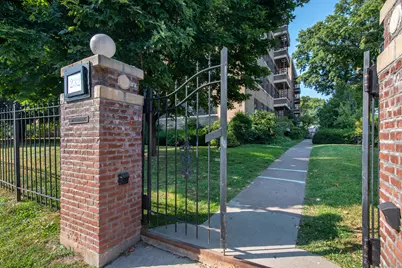 232 Farmington Avenue #E9, Hartford, CT 06105 - Photo 1