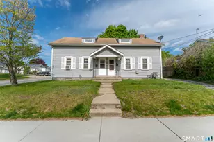 236 Church St, Putnam, CT 06260 - Photo 1