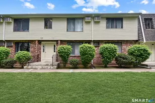 827 Blackstone Vlg, Meriden, CT 06450 - Photo 1