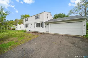 25 Putnam Dr, Enfield, CT 06082 - Photo 1