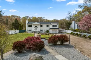 14 Old Black Point Rd, East Lyme, CT 06357 - Photo 1