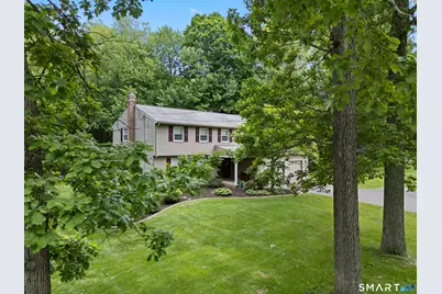 14 Amy Lane, Simsbury, CT 06070 - Photo 1