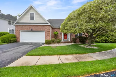 13 Stonegate Circle, Cheshire, CT 06410 - Photo 1