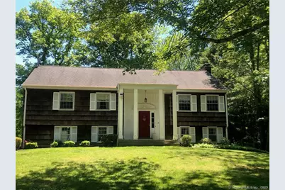 33 Loughran Avenue, Stamford, CT 06902 - Photo 1
