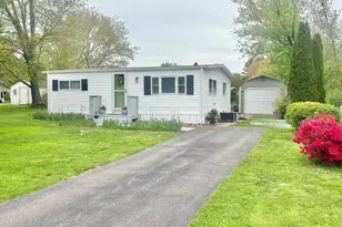 20 Robin Rd, Colchester, CT 06415 - Photo 1