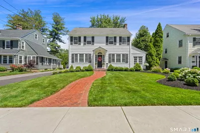 42 Newport Avenue, West Hartford, CT 06107 - Photo 1