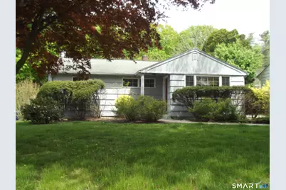14 Overlook Avenue, Groton, CT 06355 - Photo 1