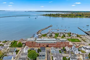 8 Stonington Commons, Stonington, CT 06378 - Photo 1