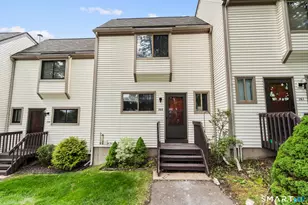 160 Sterling Village, Meriden, CT 06450 - Photo 1