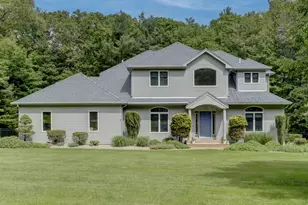 32 Avebury Ln, Tolland, CT 06084 - Photo 1