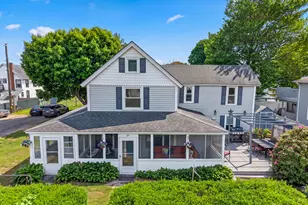 31 Old Colony Rd, Old Lyme, CT 06371 - Photo 1