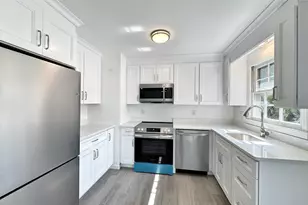 21 Avenue B, Norwalk, CT 06854 - Photo 1