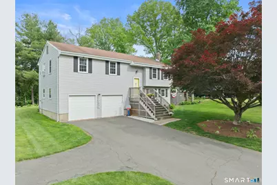 18 Richard Lane, Bloomfield, CT 06002 - Photo 1