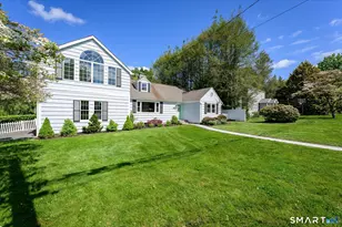 43 Green Knolls Ln, Fairfield, CT 06824 - Photo 1