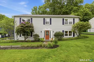 32 Whippoorwill Rd, Bethel, CT 06801 - Photo 1