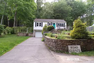 41 Bissell Pl, Seymour, CT 06483 - Photo 1