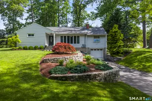 24 Beechwood Dr, Newtown, CT 06482 - Photo 1