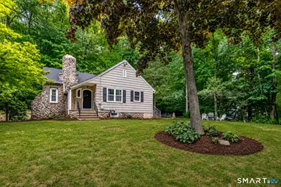 818 Middlebury Road, Middlebury, CT 06762 - Photo 1