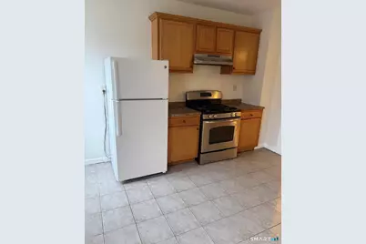 1018 Hancock Avenue #3L, Bridgeport, CT 06605 - Photo 1