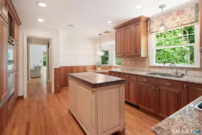130 Comstock Hill Road, New Canaan, CT 06840 - Photo 1